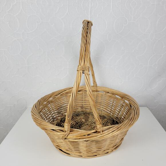 Vintage Wicker Basket Tan Natural Woven Rattan Round Handle Farmhouse Decor - Picture 14 of 16